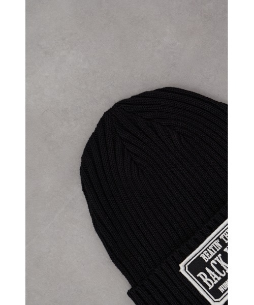 AZUL by moussy(アズールバイマウジー)の「ワッペンニットキャップ(ニットキャップ/ビーニー・メンズ・レッド/ブラック・FREE)」の8枚目の写真