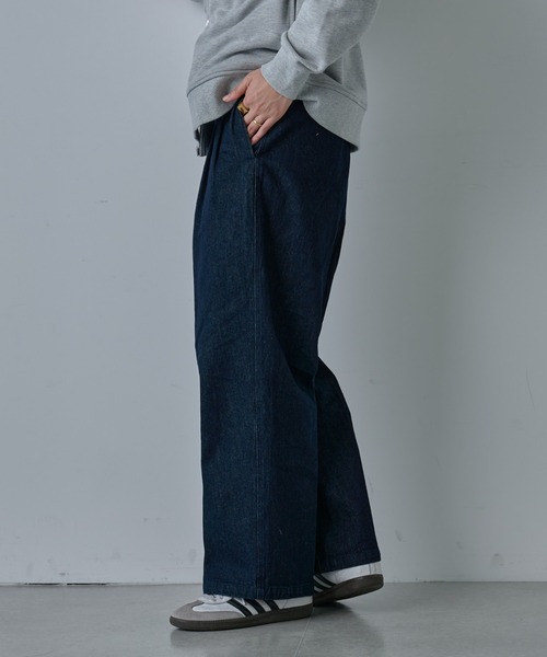 COLONY 2139(コロニートゥーワンスリーナイン)の「2タックストレートデニムスラックス(デニムパンツ・メンズ・ブラック/インディゴブルー・LARGE/MEDIUM)」の10枚目の写真