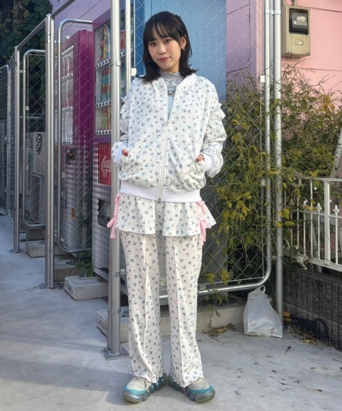 Candy Stripper（キャンディストリッパー）の「DRESSED UP FLOWER SKIRT パンツ（その他パンツ・レディース・ブラック/ピンク/オフホワイト・FREE）」の6枚目の写真