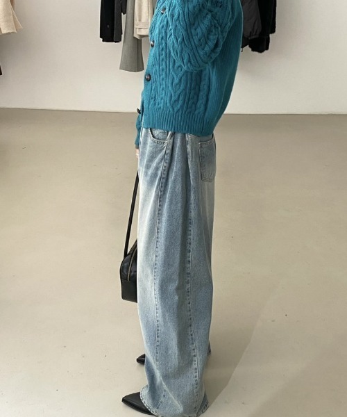 FREE STYLISTS(フリー スタイリスト)の「YUGA_YGMC サイドタック ワイドストレート デニムパンツ(デニムパンツ・レディース・ライトブルー/インディゴブルー/ブラック・S/M/L/FREE)」の6枚目の写真