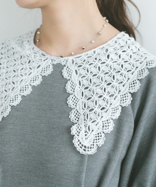 ECREL(エクレール)の「エンブロイダリーカラーパフスリーブワンピース(ワンピース・レディース・ネイビー/グレー・FREE)」の6枚目の写真