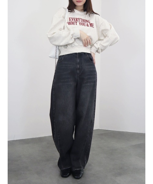 Reurie'(レウリィ)の「フロントロゴスウェット / 長袖 クルーネック パーカー プルオーバー カレッジロゴ風 英字 刺繍 カジュアル ベーシック 配色デザイン(スウェット・レディース・ネイビー/アイボリー/ライトグレー・FREE)」の9枚目の写真