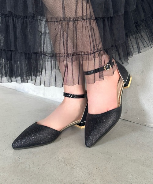 MYMOOD.(マイムード)の「グリッターストラップパンプス パーティーシューズ(パンプス・レディース・シルバー/ブラック・23.5cm/24.5cm)」の1枚目の写真