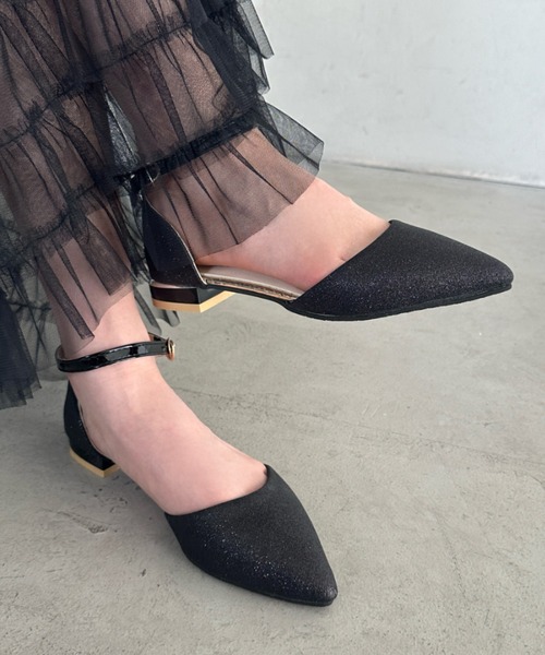MYMOOD.(マイムード)の「グリッターストラップパンプス パーティーシューズ(パンプス・レディース・シルバー/ブラック・23.5cm/24.5cm)」の19枚目の写真