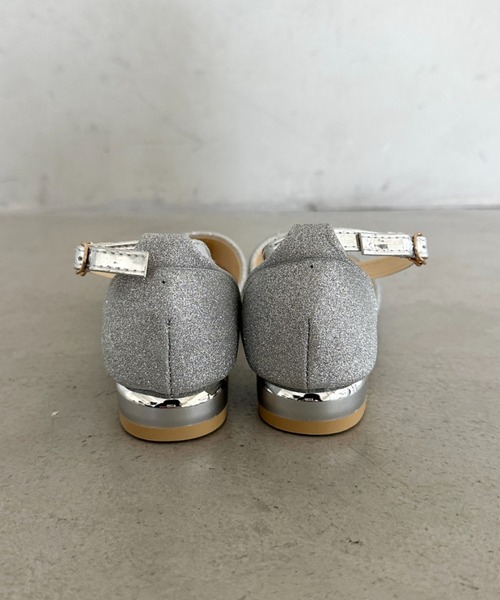MYMOOD.(マイムード)の「グリッターストラップパンプス パーティーシューズ(パンプス・レディース・シルバー/ブラック・23.5cm/24.5cm)」の8枚目の写真