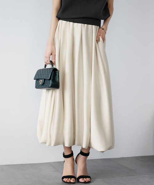 ELFRANK（エルフランク）の「サテンロングバルーンスカート（スカート・レディース・モカ/アイボリー/ブラック/ブルーグレー・FREE）」の6枚目の写真