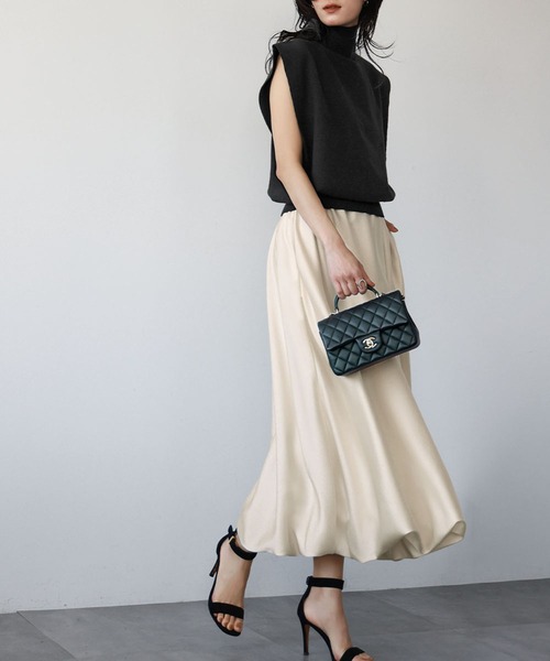 ELFRANK（エルフランク）の「サテンロングバルーンスカート（スカート・レディース・モカ/アイボリー/ブラック/ブルーグレー・FREE）」の7枚目の写真