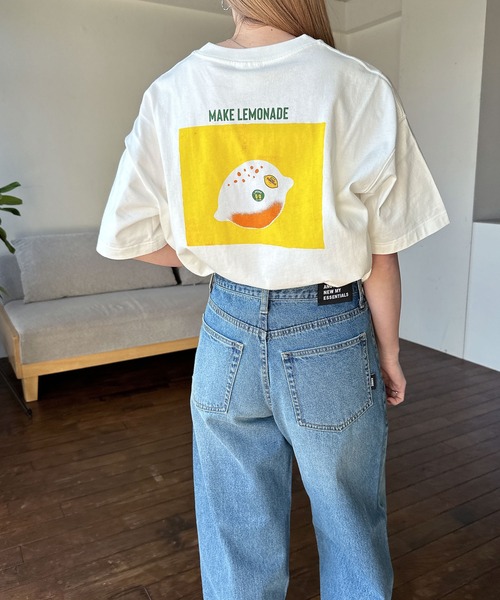 ANME（アンメ）の「FRUIT PLATTERロゴプリント半袖Tシャツ（Tシャツ/カットソー・レディース・ホワイト系その他3/ホワイト系その他/ホワイト系その他4/ホワイト系その他2・XXL/L/M/XL）」の9枚目の写真