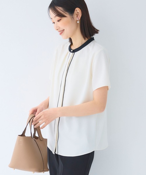 CROSS FUNCTION（クロスファンクション）の「《シワになりにくい》正解シルキードライ配色半袖ブラウス【CF/クロスファンクション】（シャツ/ブラウス・レディース・オフホワイト/ライトグレー・L/M/LL）」の6枚目の写真
