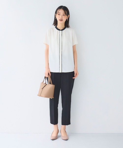 CROSS FUNCTION（クロスファンクション）の「《シワになりにくい》正解シルキードライ配色半袖ブラウス【CF/クロスファンクション】（シャツ/ブラウス・レディース・オフホワイト/ライトグレー・L/M/LL）」の7枚目の写真