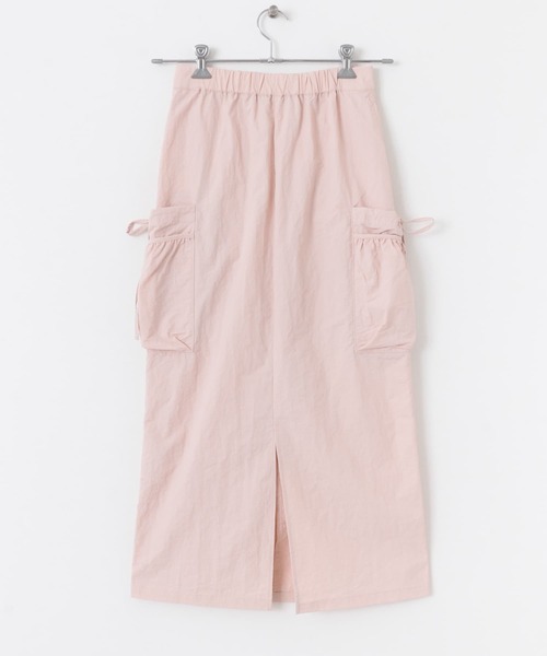 KBF(ケイビーエフ)の「ポケットディティールカーゴスカート(スカート・レディース・ライトグレー/ライトピンク/ブラック・ONE)」の22枚目の写真