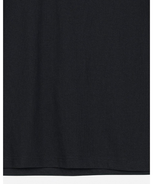 marimekko(マリメッコ)の「torus Unikko / placement t-shirt(シャツ/ブラウス・レディース・ホワイト/ブラック・X-SMALL/SMALL/MEDIUM/LARGE/X-LARGE)」の10枚目の写真