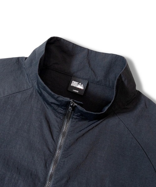 FIRST DOWN(ファーストダウン)の「FIRST DOWN TRACK JKT(ナイロンジャケット・メンズ・ブラック/レオパード・M/L/XL)」の6枚目の写真