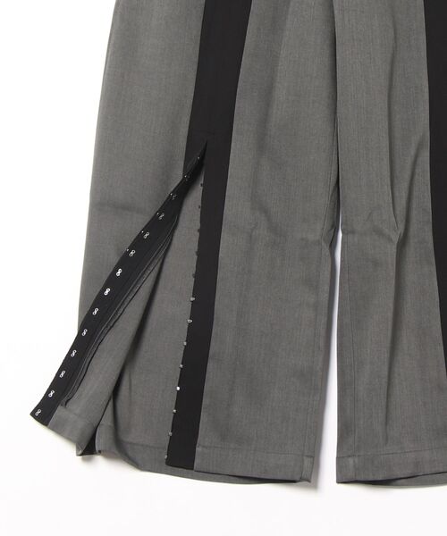 Settimissimo（セッティミッシモ）の「センターライン ホックデザイン スリット パンツ（その他パンツ・レディース・ダークグレー/ベージュ・FREE）」の19枚目の写真