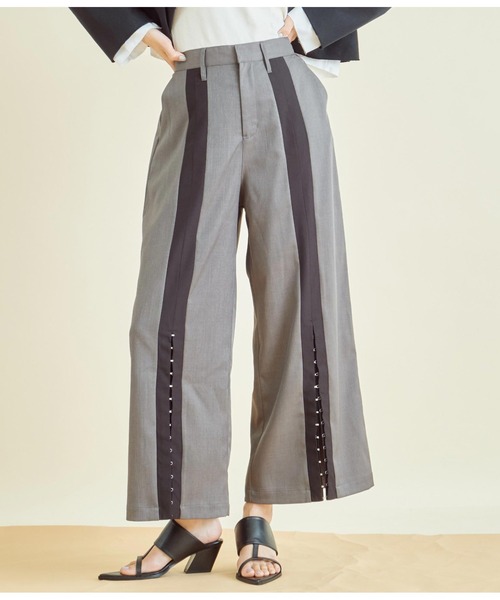 Settimissimo（セッティミッシモ）の「センターライン ホックデザイン スリット パンツ（その他パンツ・レディース・ダークグレー/ベージュ・FREE）」の2枚目の写真