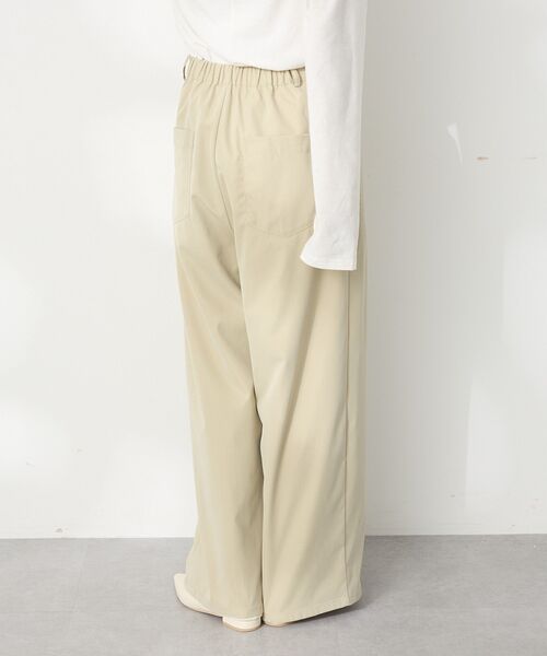 CRAFT STANDARD BOUTIQUE（クラフトスタンダードブティック）の「ラップコクーンパンツ（スラックス・レディース・ベージュ/チャコールグレー・L/M）」の6枚目の写真