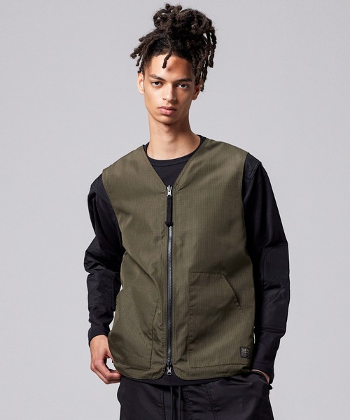 TAION（タイオン）の「【TAION(タイオン)】〈ユニセックス〉ノンダウン ミリタリー リバーシブル Vネック ベスト（ベスト・メンズ・その他3/オフホワイト/ブラック/ダークネイビー/ダークグリーン系/オリーブ/ダークオリーブ・M/S/L/XL）」の11枚目の写真