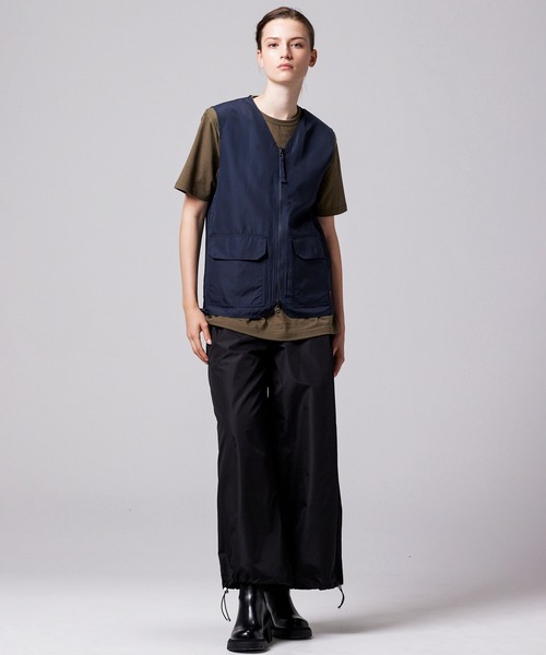 TAION（タイオン）の「【TAION(タイオン)】〈ユニセックス〉ノンダウン ミリタリー リバーシブル Vネック ベスト（ベスト・メンズ・その他3/オフホワイト/ブラック/ダークネイビー/ダークグリーン系/オリーブ/ダークオリーブ・M/S/L/XL）」の12枚目の写真