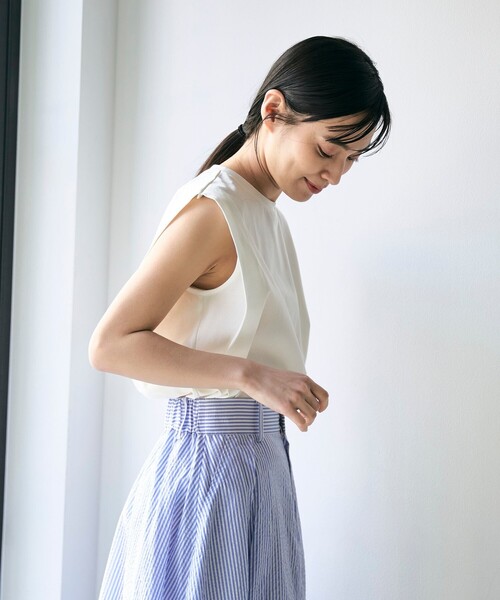 RONEL(ロネル)の「スムース ショルダータック ノースリーブプルオーバー(Tシャツ/カットソー・レディース・モカ/ダークブラウン/ブラック/ホワイト・S/M)」の13枚目の写真