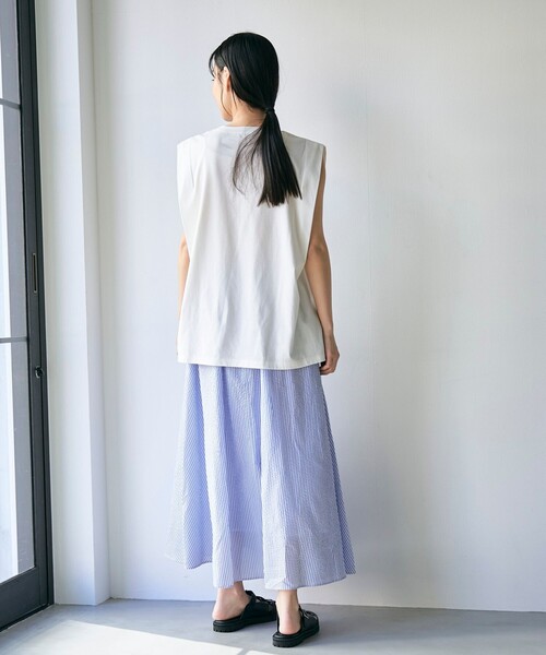 RONEL(ロネル)の「スムース ショルダータック ノースリーブプルオーバー(Tシャツ/カットソー・レディース・モカ/ダークブラウン/ブラック/ホワイト・S/M)」の15枚目の写真