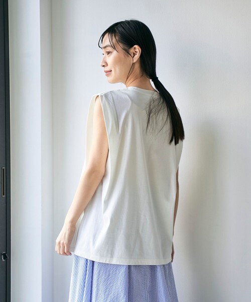 RONEL(ロネル)の「スムース ショルダータック ノースリーブプルオーバー(Tシャツ/カットソー・レディース・モカ/ダークブラウン/ブラック/ホワイト・S/M)」の16枚目の写真