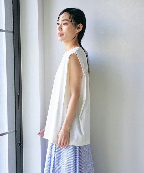 RONEL(ロネル)の「スムース ショルダータック ノースリーブプルオーバー(Tシャツ/カットソー・レディース・モカ/ダークブラウン/ブラック/ホワイト・S/M)」の20枚目の写真