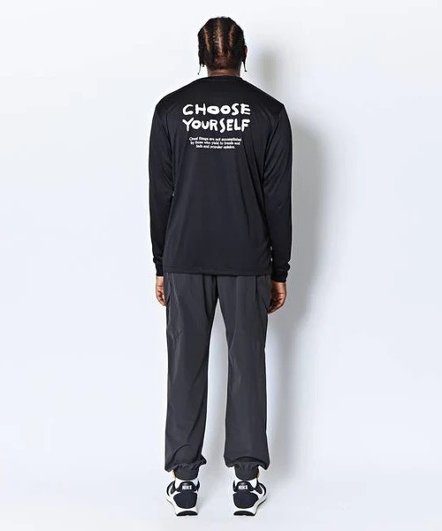 AKTR（アクター）の「AKTR URBAN JOGGER CARGO PANTS（アクター アーバン ジョガー カーゴ パンツ）（その他パンツ・メンズ・チャコール/ベージュ系・MEDIUM/LARGE/X-LARGE）」の8枚目の写真