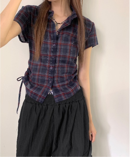 gossip！ロサンゼルス（ゴシップロサンゼルス）の「Y2K  レトロ チェック ストリング  サイドシャーリング 半袖シャツ  ガーリー（Tシャツ/カットソー・レディース・ホワイト/ブラック/ブラック系その他/ブルー/チェック・FREE）」の10枚目の写真