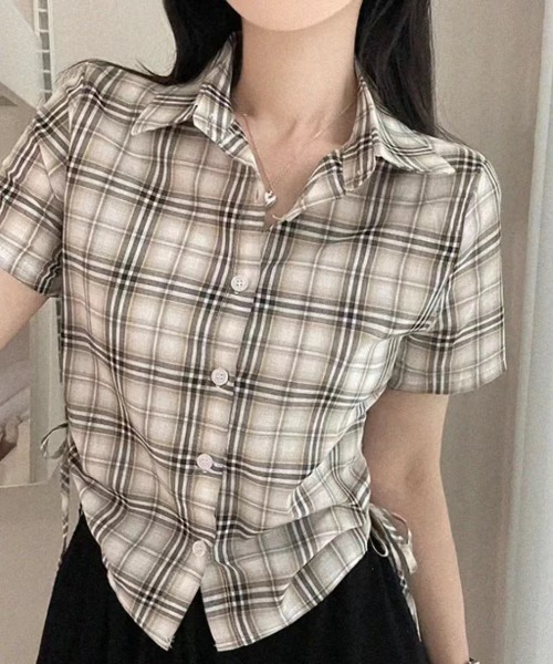 gossip！ロサンゼルス（ゴシップロサンゼルス）の「Y2K  レトロ チェック ストリング  サイドシャーリング 半袖シャツ  ガーリー（Tシャツ/カットソー・レディース・ホワイト/ブラック/ブラック系その他/ブルー/チェック・FREE）」の22枚目の写真