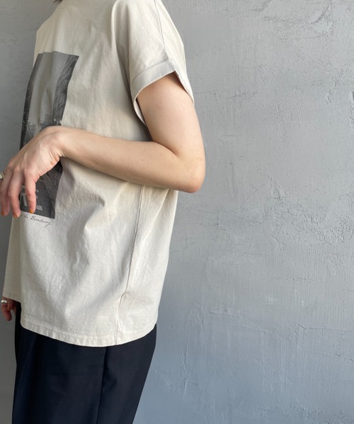 MICA&DEAL（マイカ＆ディール）の「[MICA&DEAL/マイカアンドディール] CITY PHOTO プリントTシャツ（Tシャツ/カットソー・レディース・ホワイト/ベージュ・F）」の13枚目の写真