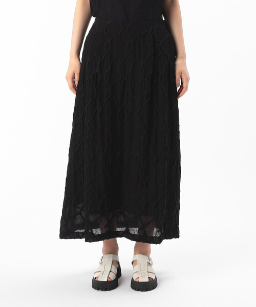 Gabardine K.T（ギャバジンケーティー）の「ダイヤ柄ジャカード セミフレアスカート（スカート・レディース・ホワイト/ブラック・9号/7号）」の8枚目の写真