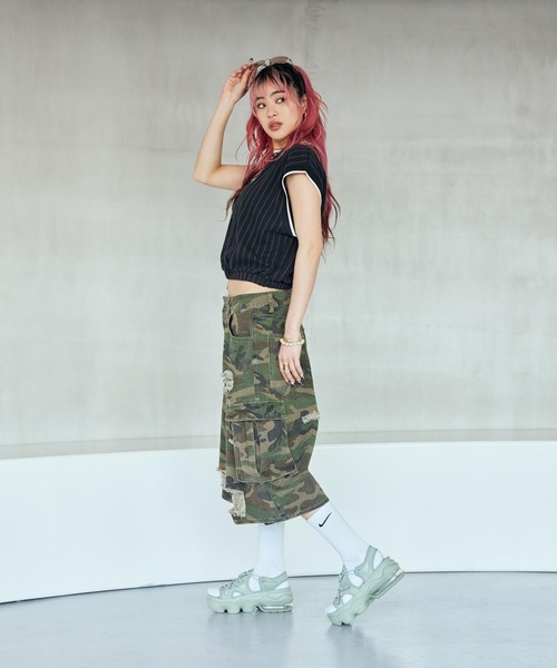 NIKE（ナイキ）の「ナイキ スポーツウェア コレクション ウィメンズ ルーズ ニット タンクトップ / Nike Sportswear Collection Women's Loose Knit Tank HV2093-010 Black（タンクトップ・レディース・ブラック・XS/S/M/L/XL）」の4枚目の写真