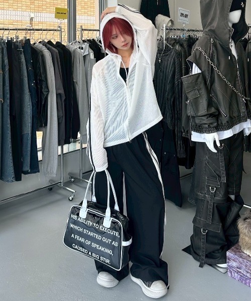 【ESC STUDIO】lettering bowling bag ESC STUDIO（イーエスシースタジオ）の「【ESC STUDIO】lettering