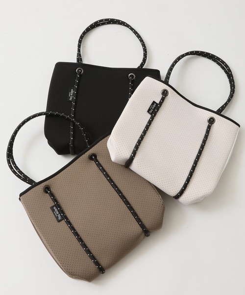 Willow Bay(ウィローベイ)の「Willow Bay/ウィローベイ ミニトートバッグ マザーズバッグ ネオプレン ポーチ付き Daydreamer Mini Neoprene Tote(トートバッグ・レディース・ブラック/セージグリーン/ホワイト・FREE)」の4枚目の写真