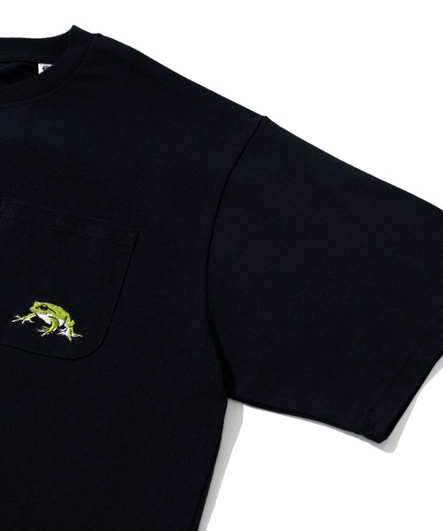 go slow caravan(ゴースローキャラバン)の「USA/C 色々刺繍 PKT TEE(Tシャツ/カットソー・メンズ・グリーン/ラベンダー/アイボリー/ブラック・SMALL/MEDIUM/LARGE/X-LARGE)」の7枚目の写真