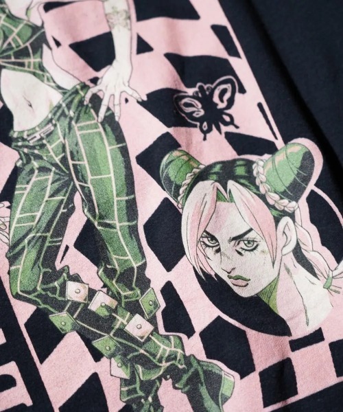 ジョジョの奇妙な冒険(ジョジョノキミョウナボウケン)の「THRIFTY LOOK スリフティルック / THRIFTY ANIME TEE "JOJO'S BIZARRE ADVENTURE"(Tシャツ/カットソー・メンズ・ブラック/ブラック系1/ブラック系3/ブラック系2/その他1/その他・X-LARGE/XX-LARGE/LARGE/MEDIUM)」の9枚目の写真