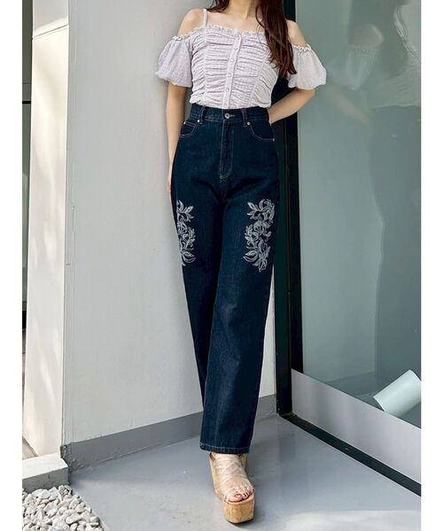 MERCURYDUO(マーキュリーデュオ)の「カットワーク刺繍デニムストレートパンツ(デニムパンツ・レディース・インディゴブルー/グレー・SMALL/MEDIUM)」の6枚目の写真