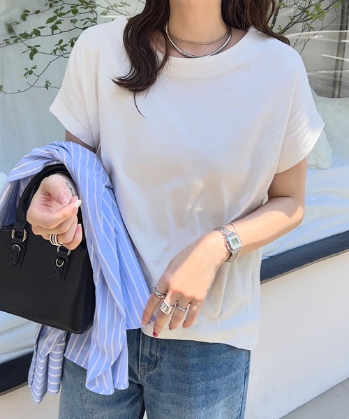 KOBE LETTUCE(コウベレタス)の「ボートネック半袖コットンTシャツ(Tシャツ/カットソー・レディース・オフホワイト/アイボリー系/ホワイト×ブラック/グレイッシュベージュ/ブラック・L/LL/M)」の7枚目の写真
