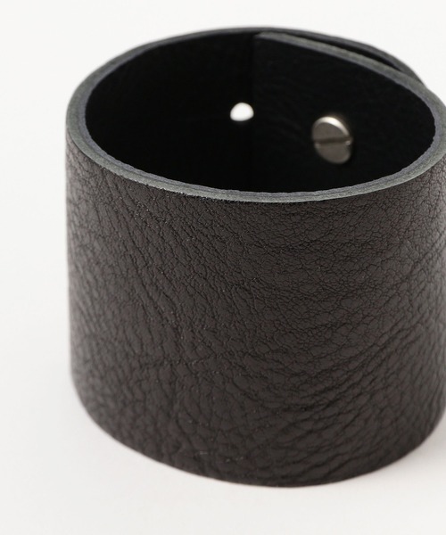 BEAMS BOY(ビームスボーイ)の「レザーブレス(ブレスレット・レディース・ブラック/ブラウン・ONE SIZE)」の7枚目の写真