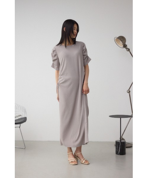 AZUL by moussy(アズールバイマウジー)の「サイドシャーリングワンピース 春服 夏服 半袖(ワンピース・レディース・ブラック/レッド/ライトグレー・FREE)」の12枚目の写真