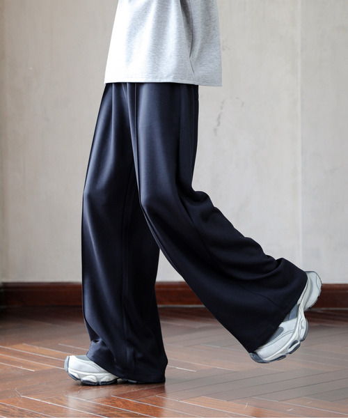 neos(ネオス)の「【neos】ルーズシルエット センタープレス バルーン ワイド スウェット パンツ(スウェットパンツ・メンズ・ブラック/グレー/ネイビー・MEDIUM/LARGE)」の20枚目の写真