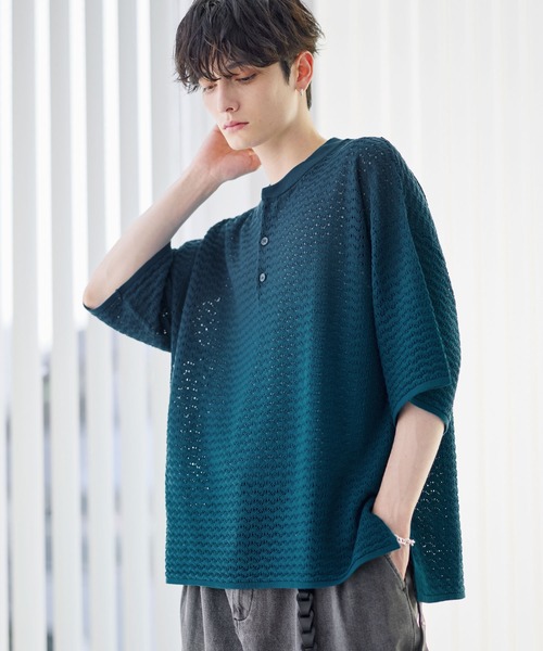 ETELIO（エテリオ）の「透かし編み半袖ヘンリーネックニット（ニット/セーター・メンズ・マスタード/ブラック/ワイン/ブルーグリーン/ホワイト・XL/L/M/S）」の3枚目の写真