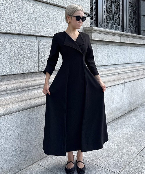 JENNE(ジェンヌ)の「カラー折り返しワンピース(ワンピース・レディース・ブラック/グレー/ネイビー・SMALL/MEDIUM/LARGE)」の13枚目の写真