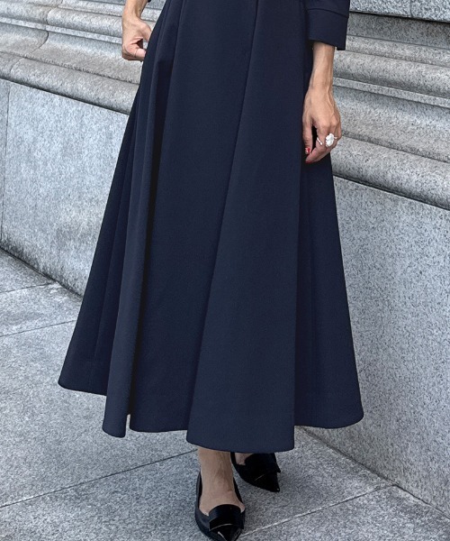 JENNE(ジェンヌ)の「カラー折り返しワンピース(ワンピース・レディース・ブラック/グレー/ネイビー・SMALL/MEDIUM/LARGE)」の6枚目の写真