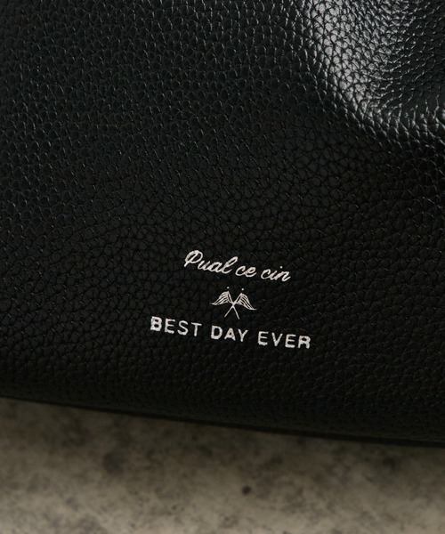 PUAL CE CIN(ピュアルセシン)の「フェイクレザー巾着バッグ(ショルダーバッグ・レディース・ブラック/ブラウン・FREE)」の6枚目の写真