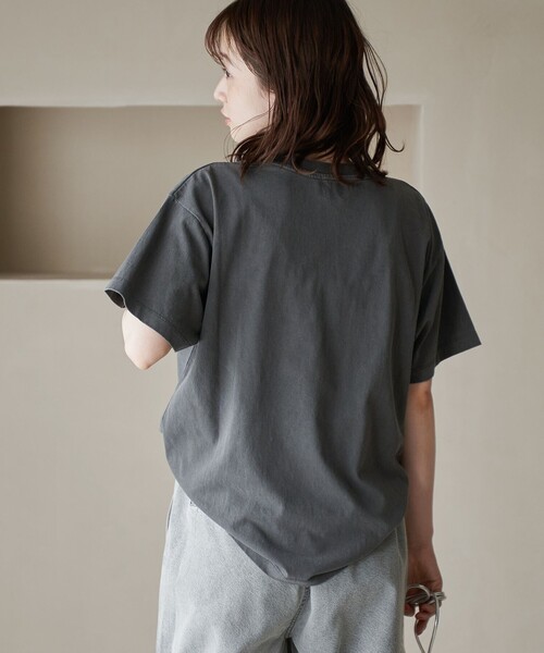 coen(コーエン)の「ピグメントアソートロゴプリントTシャツ(Tシャツ/カットソー・レディース・オフホワイト/シャーベット/ダークグレー/ベージュ・M/L)」の13枚目の写真