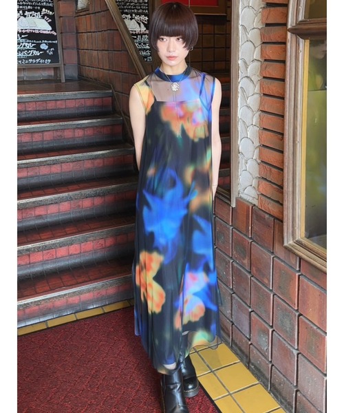 MURUA（ムルーア）の「シェイドフラワーレイヤードワンピース