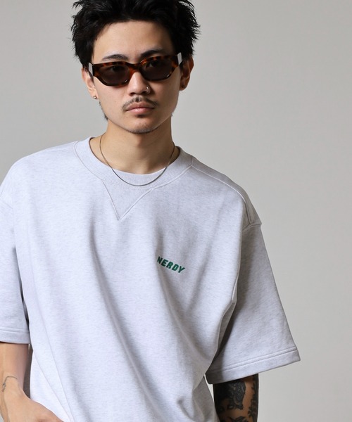 ★ノルディ★ 新作 Diagonal Line Sweatshirt スウェットシャツ スウェットシャツ（スウェット）｜NERDY（ノルディ）の