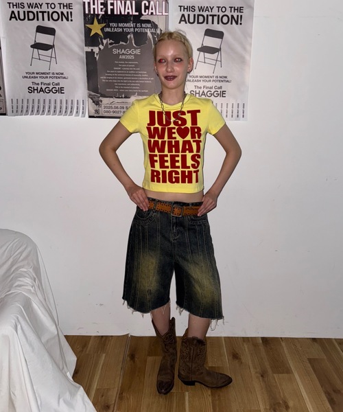 SHAGGIE(シャギー)の「【SNSで話題のコンパクトT!】コンパクトロゴショート丈Tシャツ(Tシャツ/カットソー・レディース・イエロー/ホワイト/レッド・FREE)」の10枚目の写真