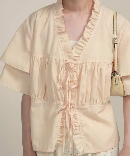 lawgy(ラウジー)の「v frill line gather ribbon blouse / vフリルラインギャザーリボンブラウス(シャツ/ブラウス・レディース・ホワイト/クリーム/ブルー・FREE)」の16枚目の写真